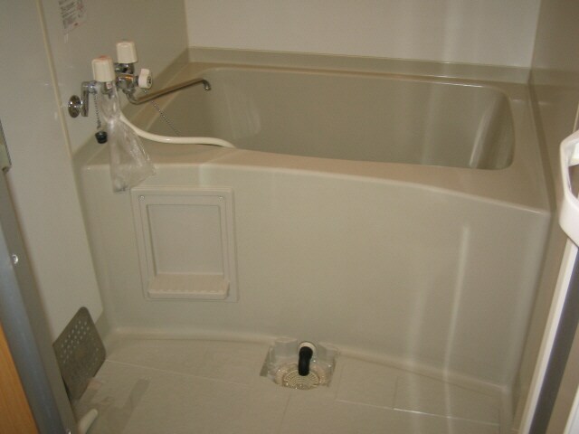 ロイヤルエステートの物件内観写真