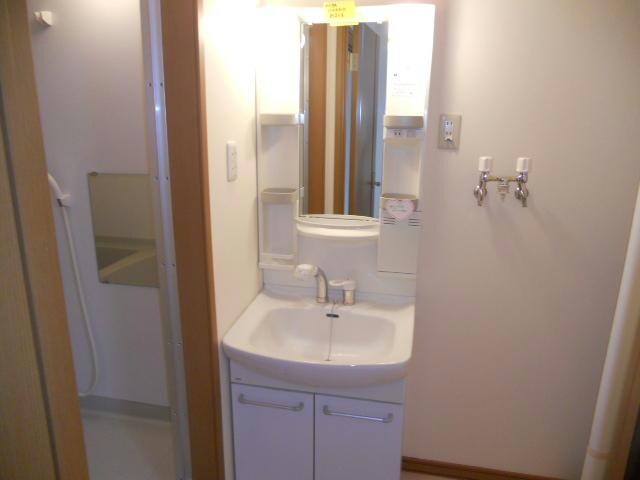 ロイヤルエステートの物件内観写真