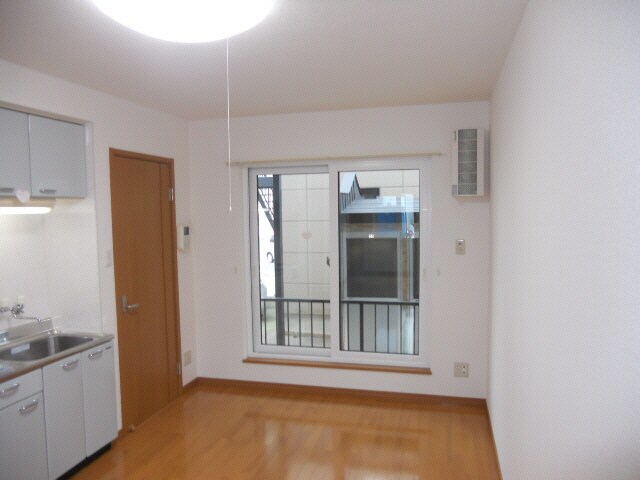 ロイヤルエステートの物件内観写真