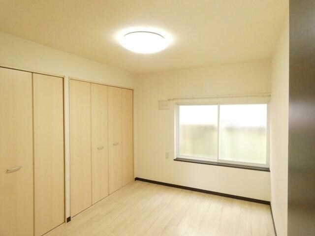 東川町１３－２１　1棟2戸の物件内観写真