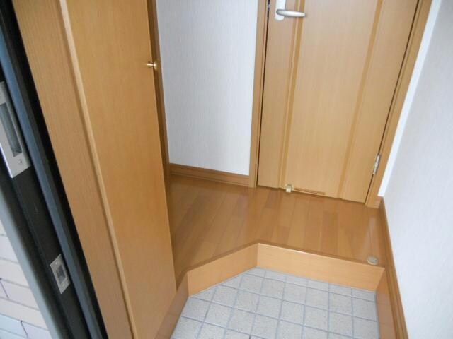 ロイヤルエステートの物件内観写真