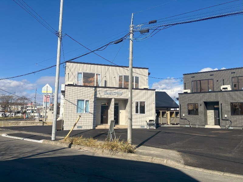 ＥＡＳＴプラザの物件外観写真