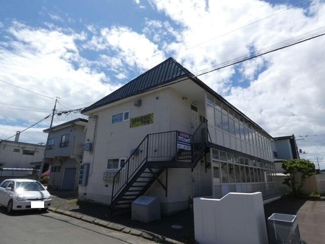 ひまわりハイツ若葉の物件外観写真