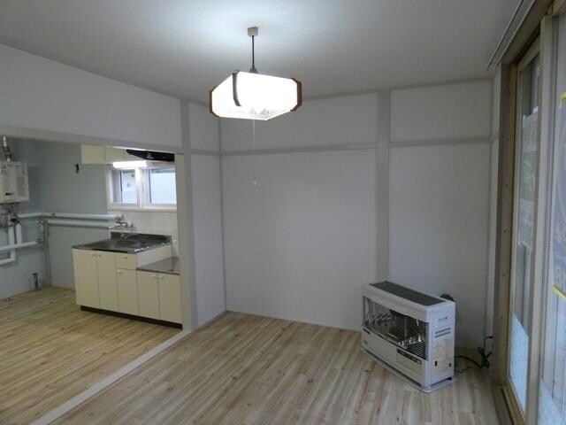 ひまわりハイツ若葉の物件内観写真