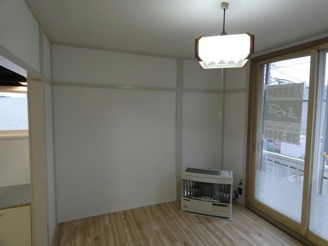 ひまわりハイツ若葉の物件内観写真