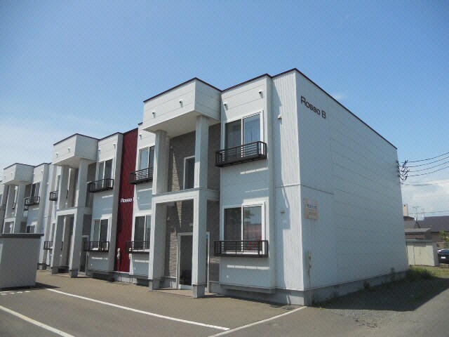 ＲＯＳＳＯ　Ｂ（ロッソビー）の物件外観写真