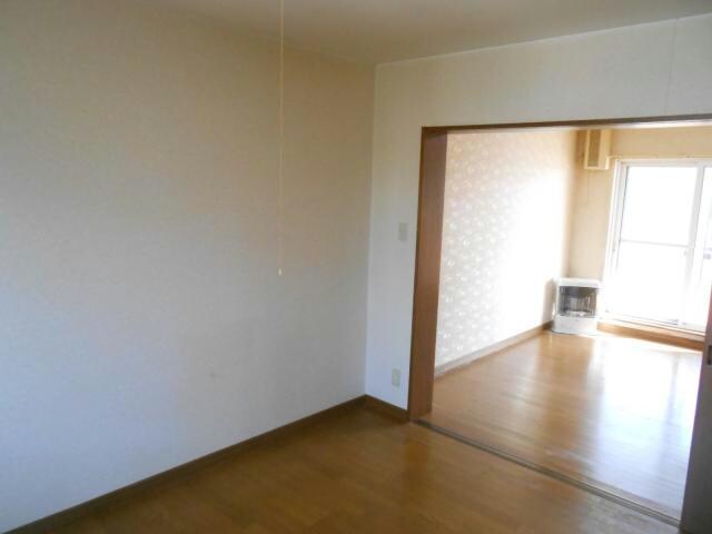 メイプルタウンルベルの物件内観写真