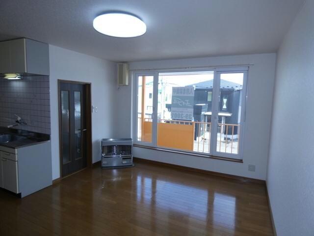 メイプルタウンルベルの物件内観写真