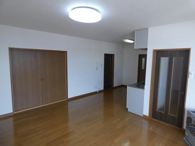 メイプルタウンルベルの物件内観写真