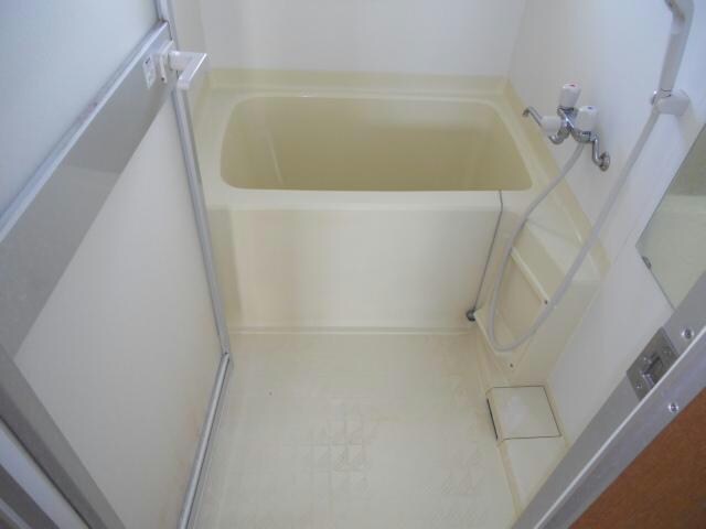 喜代丸ハイツの物件内観写真