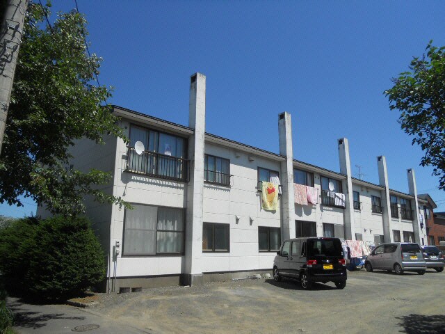 ハイツフランセの物件外観写真