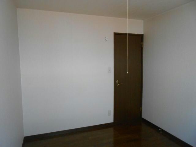 メゾンベルーガの物件内観写真