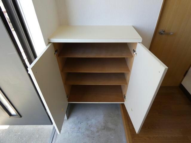 イシュタール鶴巣の物件内観写真