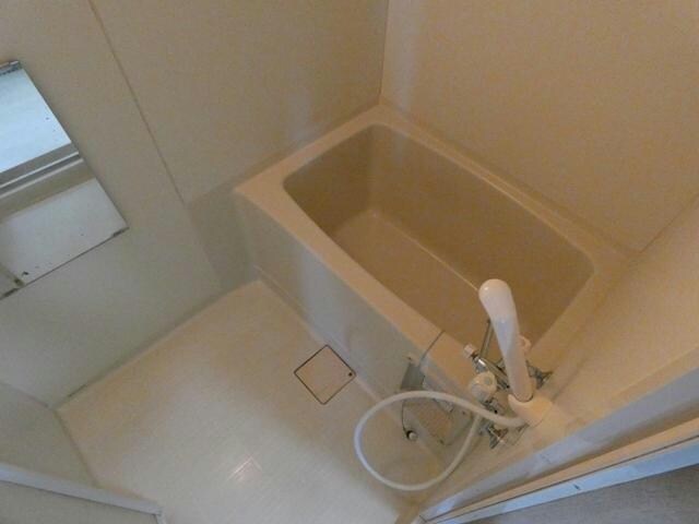 イシュタール鶴巣の物件内観写真