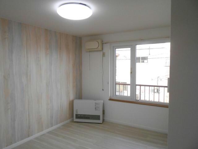 イシュタール鶴巣の物件内観写真