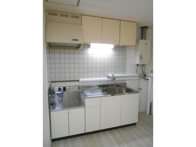 イシュタール鶴巣の物件内観写真