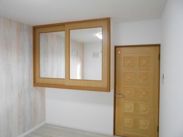 イシュタール鶴巣の物件内観写真