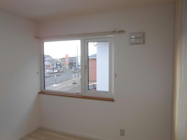 イシュタール鶴巣の物件内観写真