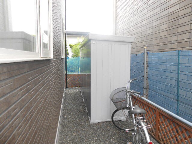 愛国ビレッジ３番館の物件内観写真