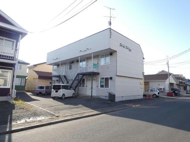 シップスシェリーの物件外観写真