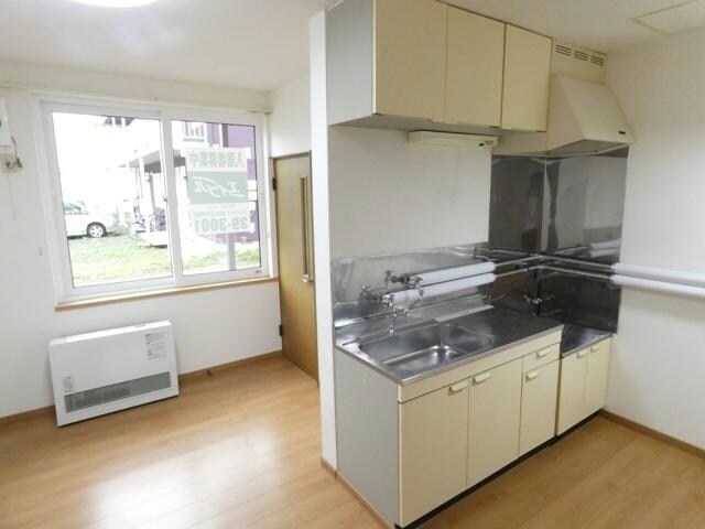 シップスシェリーの物件内観写真