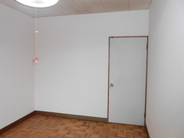 新開ハイツの物件内観写真