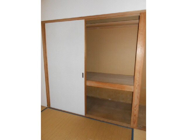 新開ハイツの物件内観写真