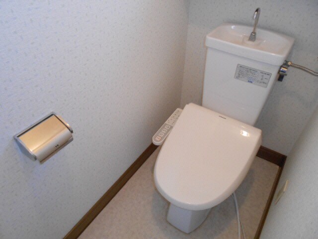 新開ハイツの物件内観写真