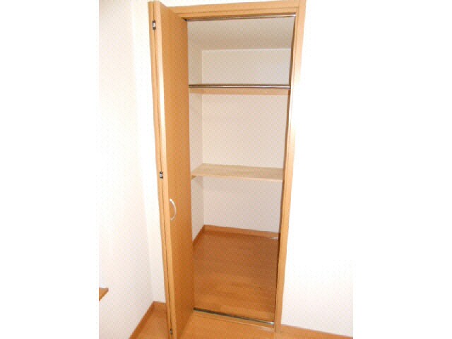 ロイヤルエステートＬの物件内観写真