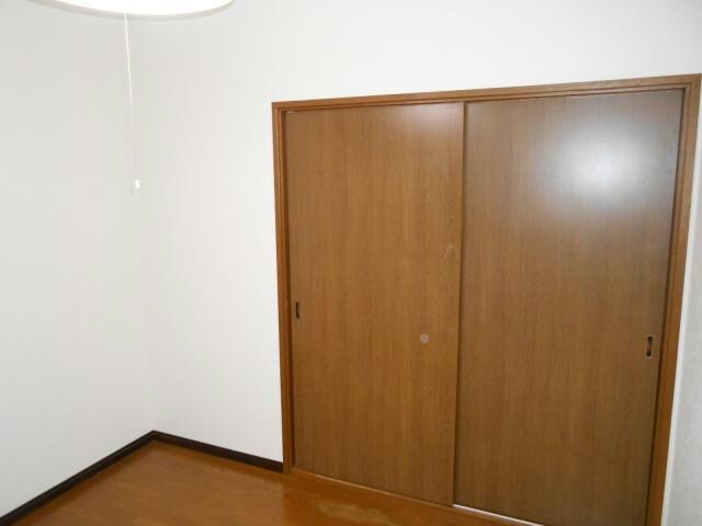 アイランドハイツの物件内観写真