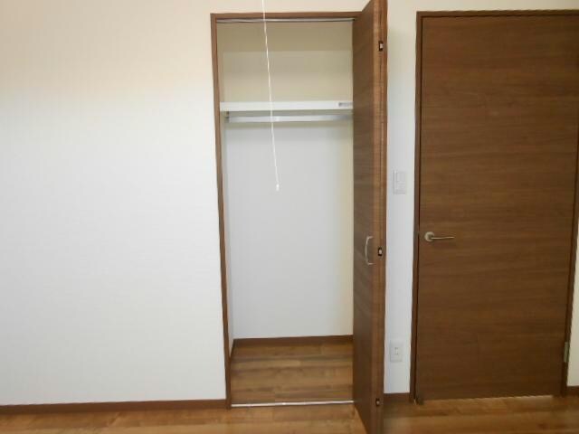 ＴＲＡＤ　ＯＮＥの物件内観写真