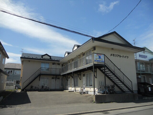 メモリアルハイツの物件外観写真