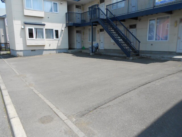 メモリアルコーポの物件外観写真