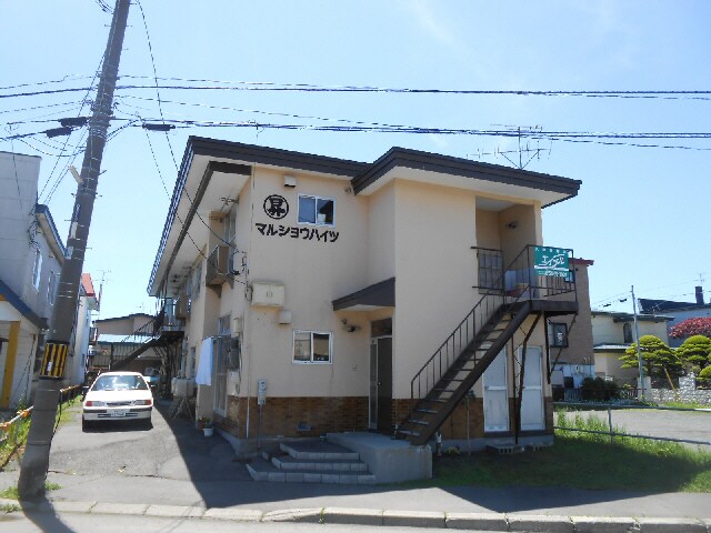 マルショウハイツの物件外観写真