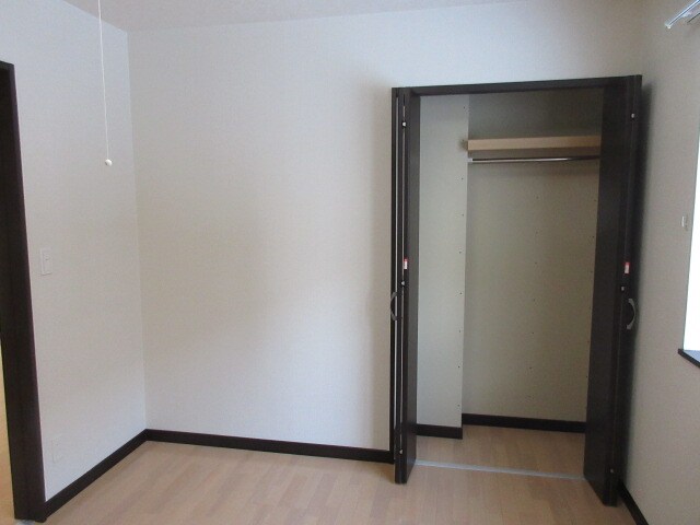 ラパーチェ緑ヶ丘の物件内観写真