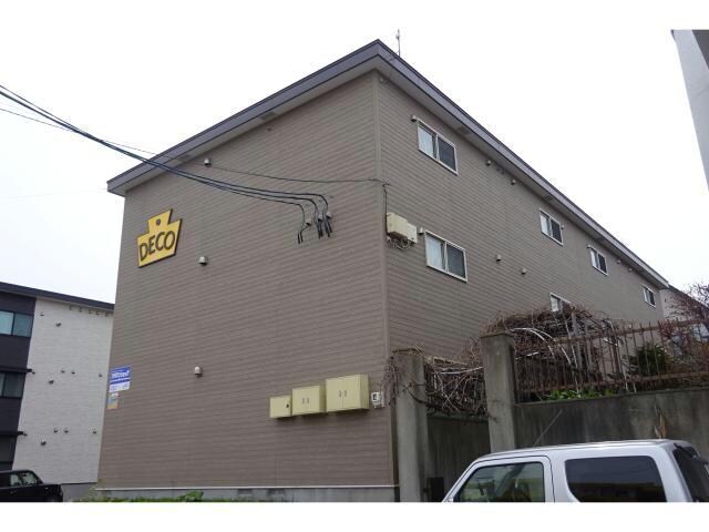 DECO（デコ）の物件外観写真