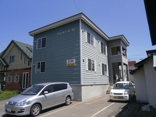 プリオール杉の物件外観写真