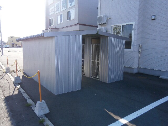 プレイス③の物件外観写真