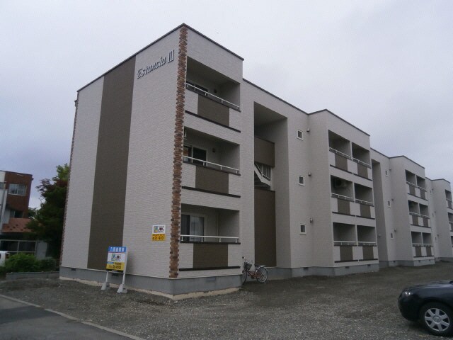 EstansiaⅢの物件外観写真
