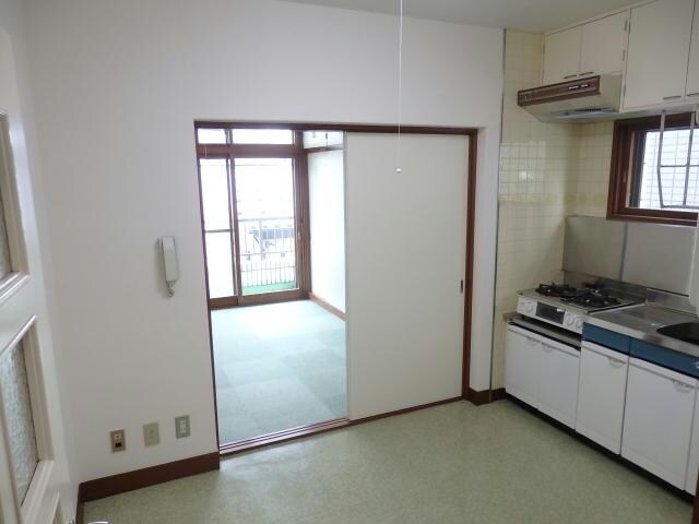 グリーンハイムイズミの物件内観写真