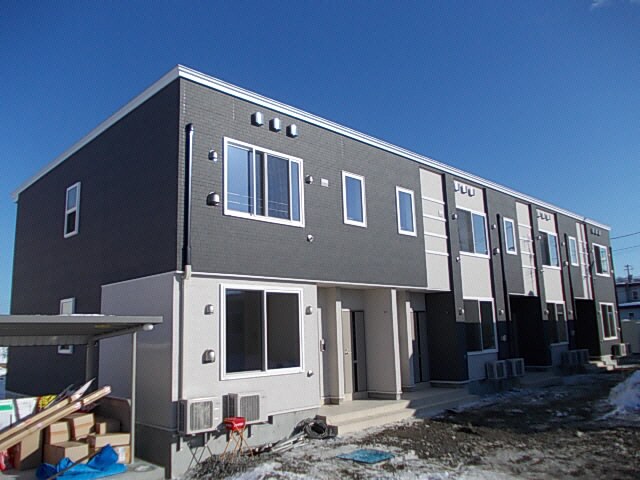 モッソ・コンブリオの物件外観写真