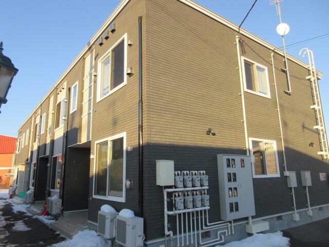 モッソ・コンブリオの物件外観写真