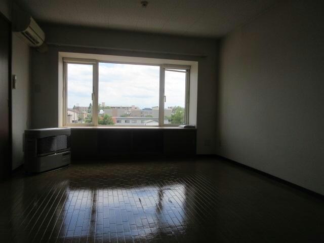 ラ・ポレール虹の物件内観写真