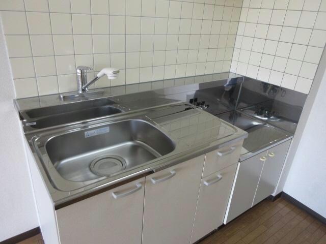 ラ・ポレール虹の物件内観写真