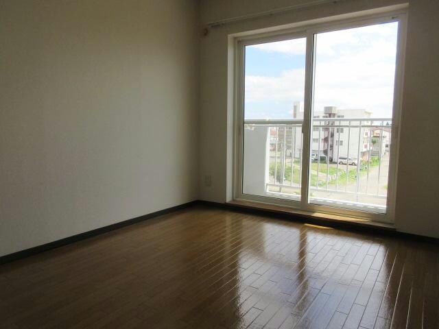 ラ・ポレール虹の物件内観写真