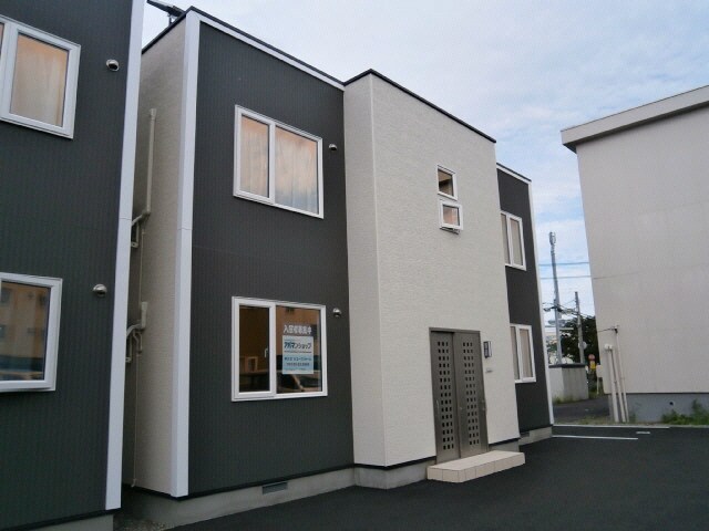 エスペランサⅥの物件外観写真