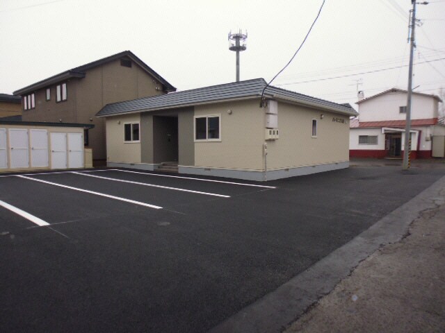 西9南31一棟二戸の物件外観写真