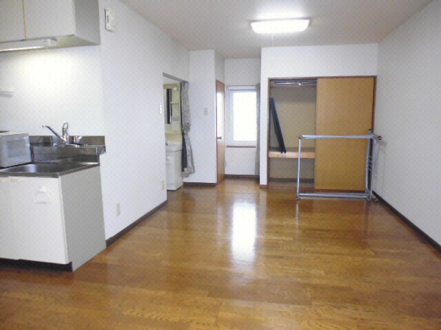 マンション高森A棟の物件内観写真