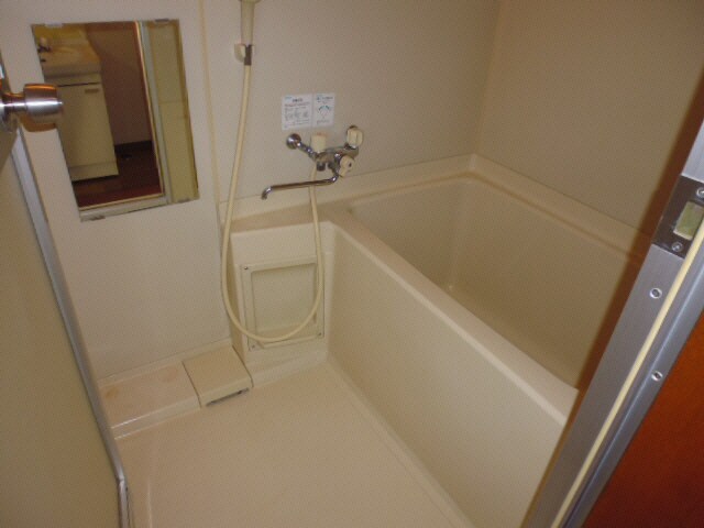 マンション高森A棟の物件内観写真