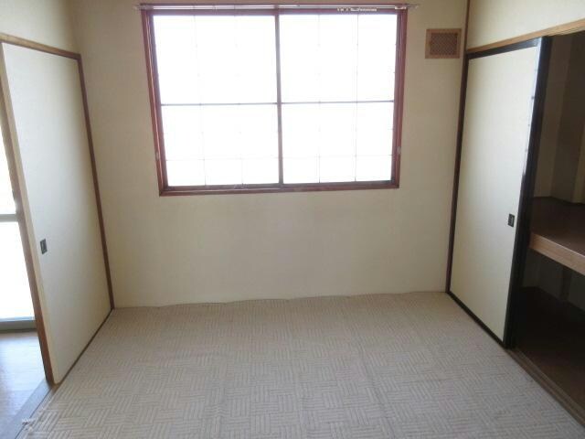 春日ハイツAの物件内観写真